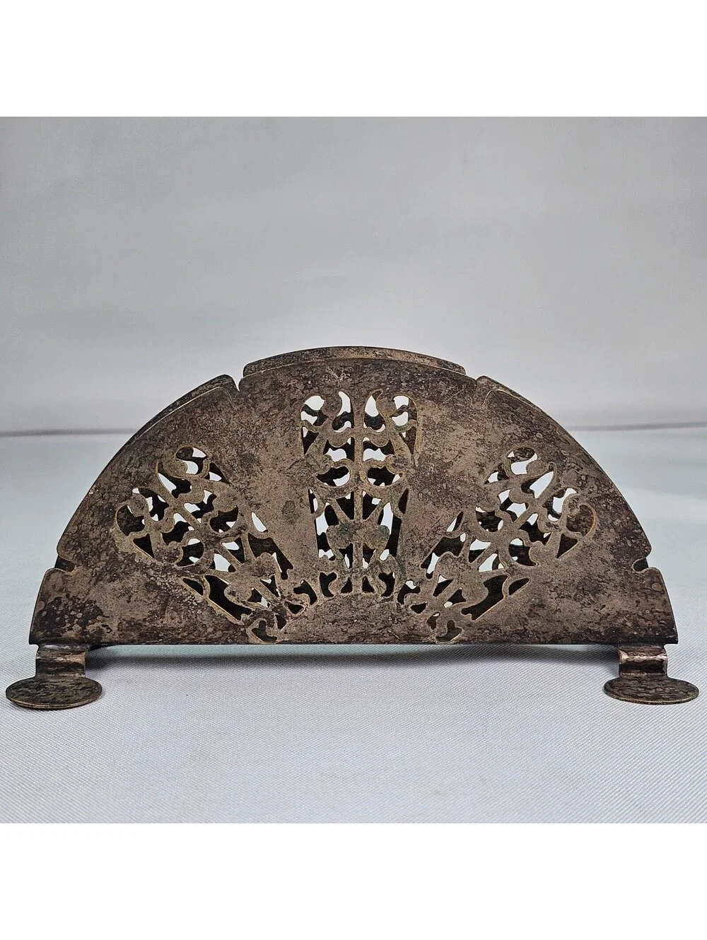 Vintage Silver Plated Fan Napkin Holder Filigree Ornate Metal Letter Caddy 6.5